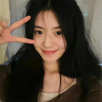 新历尽沧桑一美人